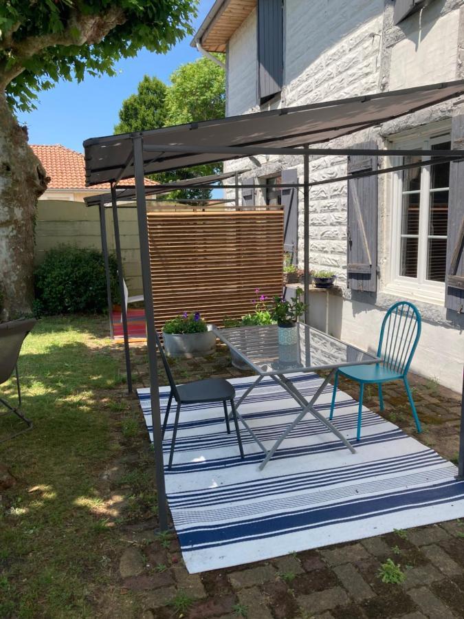 Appartement 2/3 Personnes A 10 Minutes De Contis Plage Saint-Julien-en-Born Eksteriør bilde
